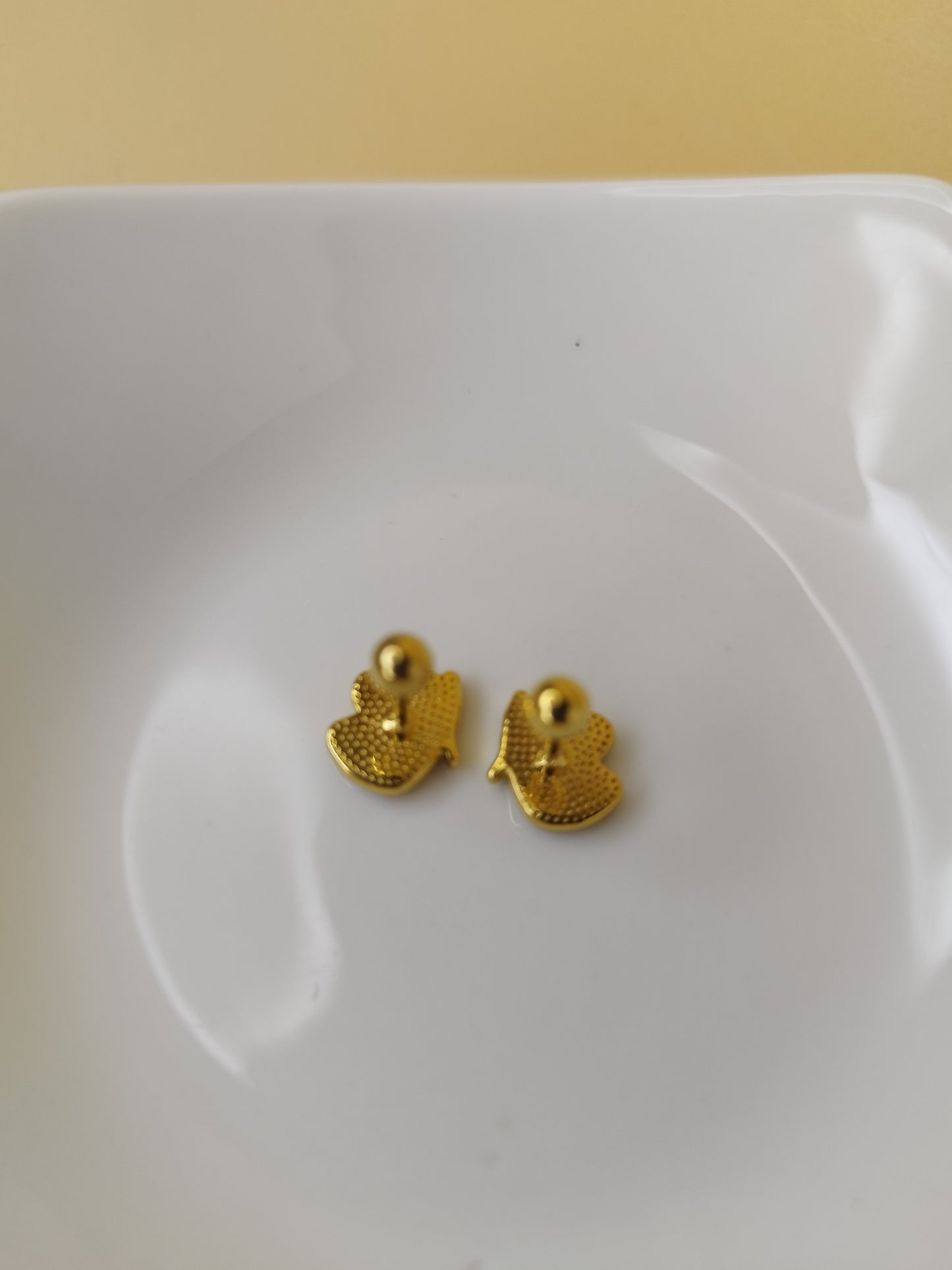 Aros Mariposa Chapado en Oro