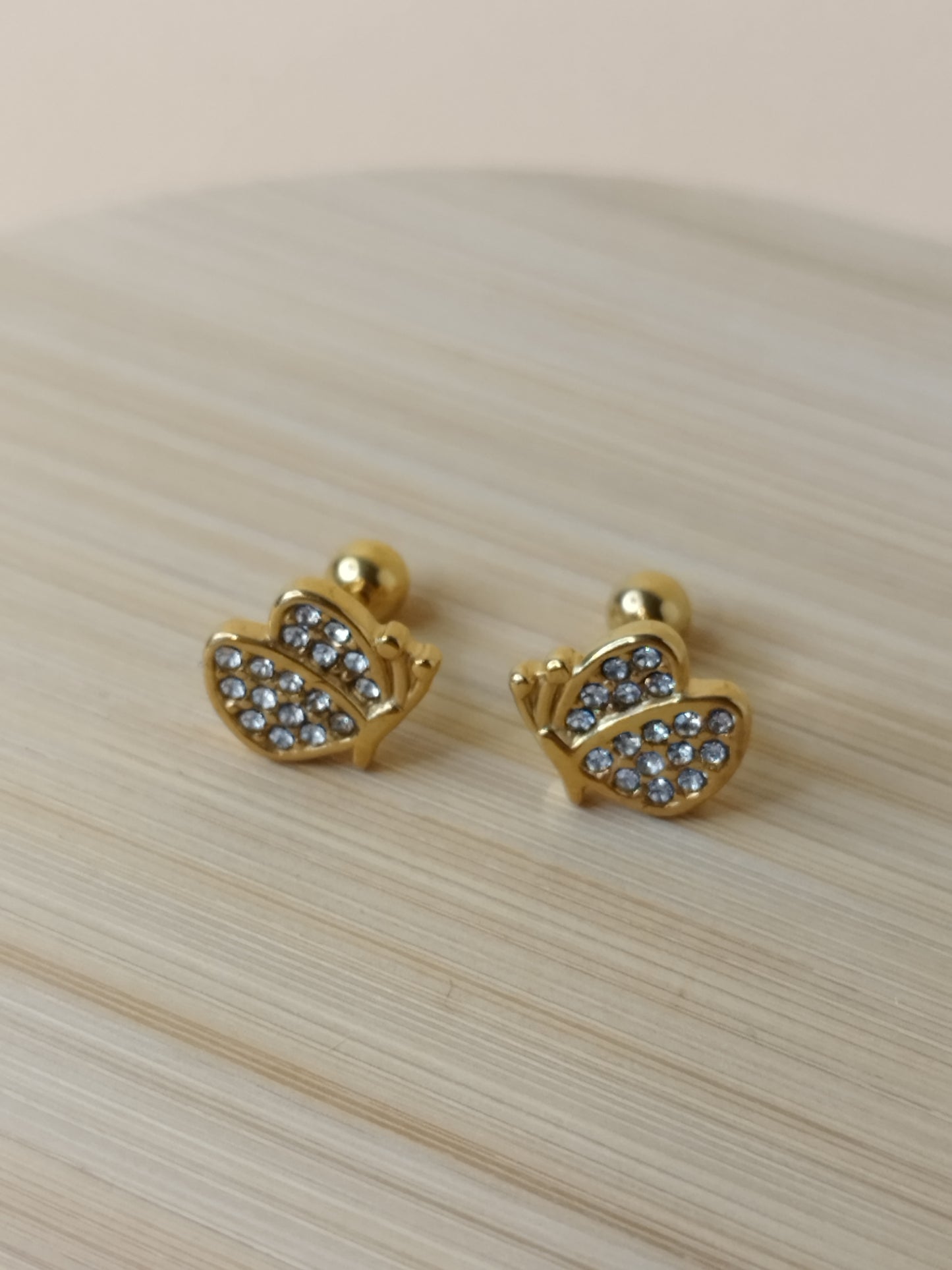 Aros Mariposa Chapado en Oro