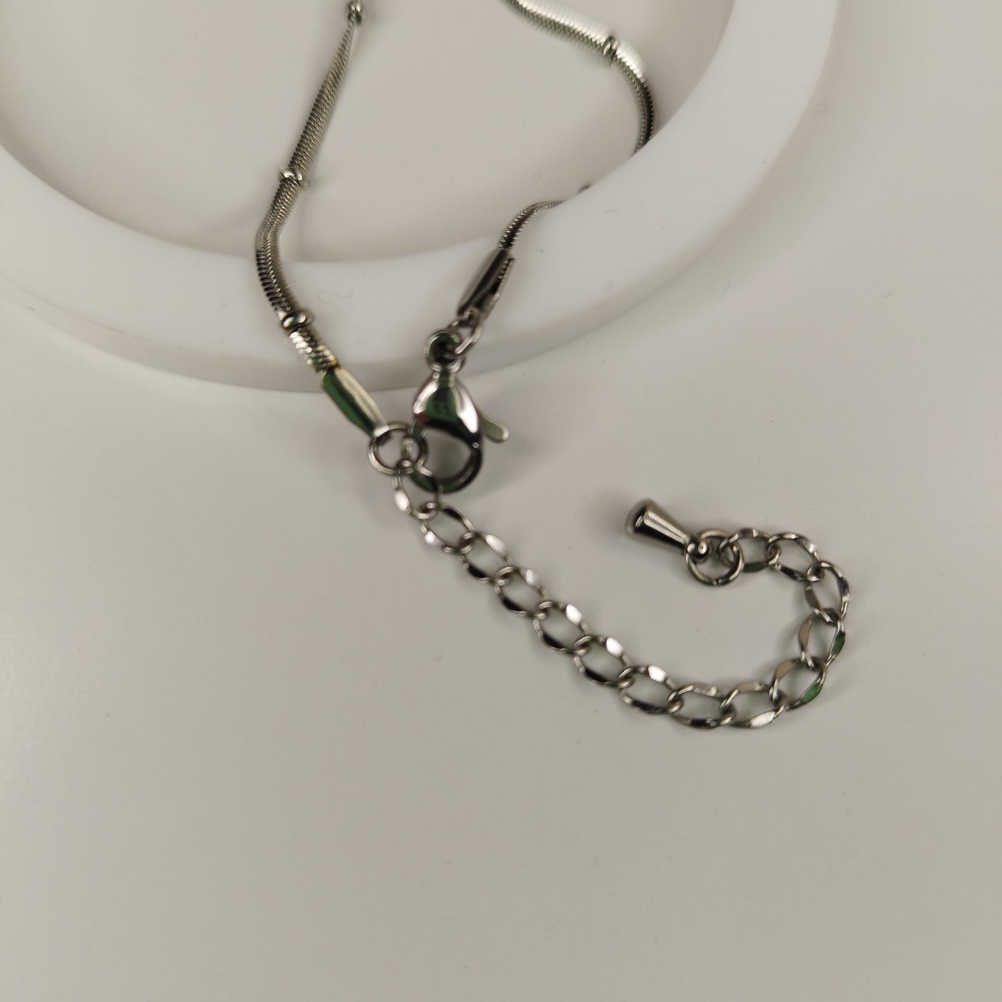 Cadena Leonor